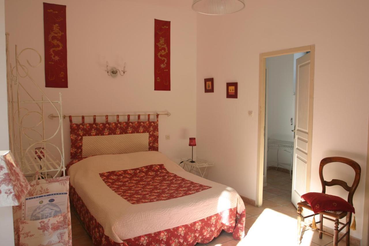 Bed and Breakfast La Rialhe Taulignan Экстерьер фото
